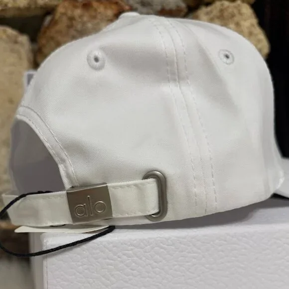 White Off-Duty Cap Baseball - Picture 2 of 4